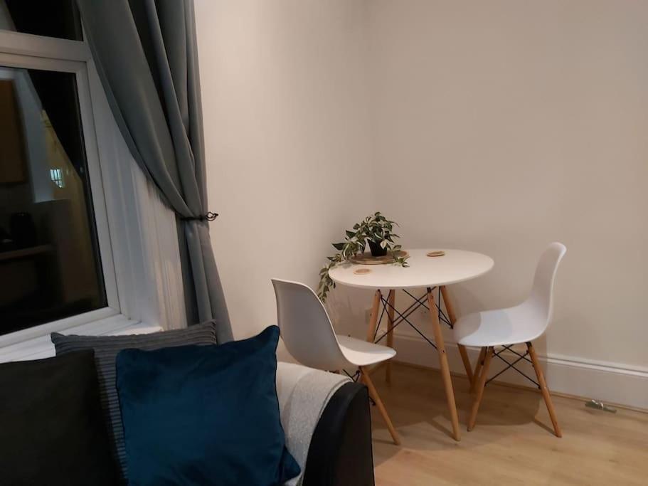 Appartement Tranquil Boho Bliss à Portsmouth Extérieur photo